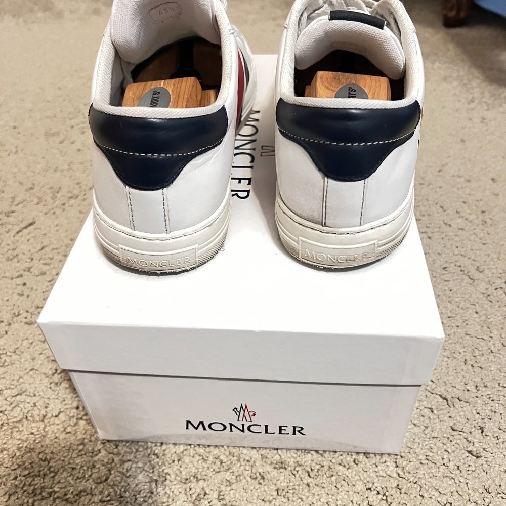 $795 Authentic MONCLER Made in Romania Men's White Leather Low Trainers Sz.43.5 - Picture 3 of 16